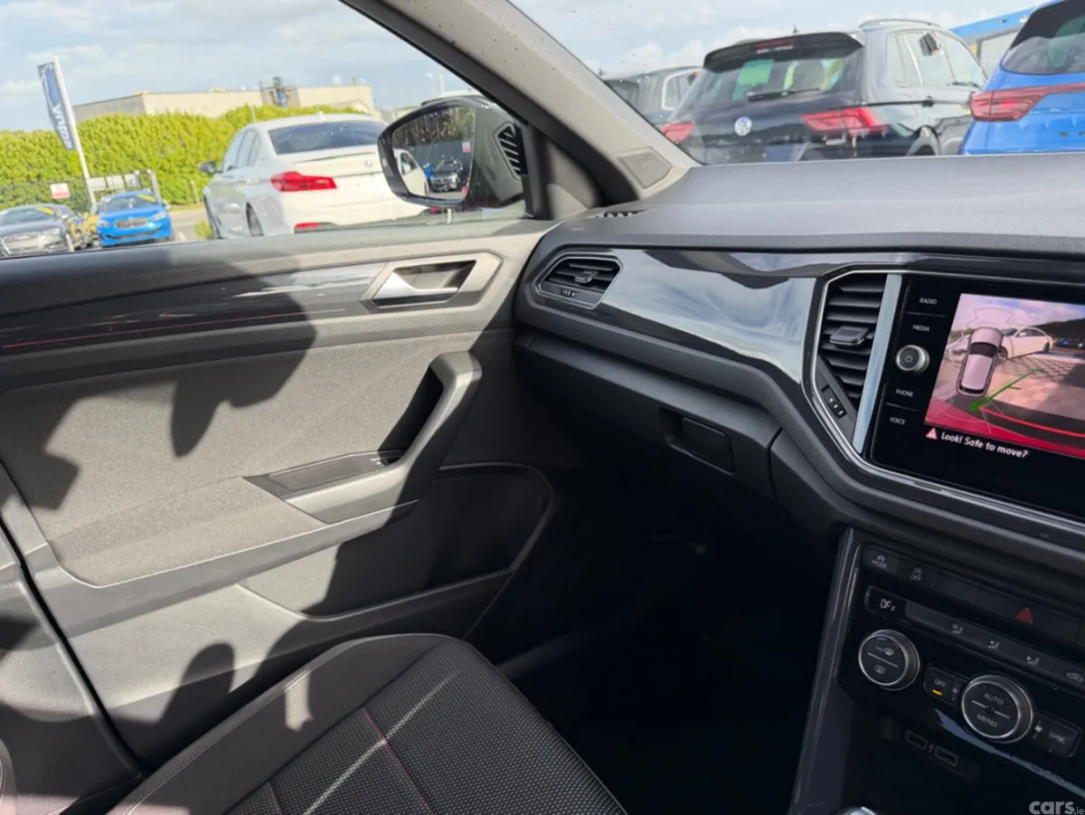 Volkswagen T-Roc SUV, Diesel, 2021, Red