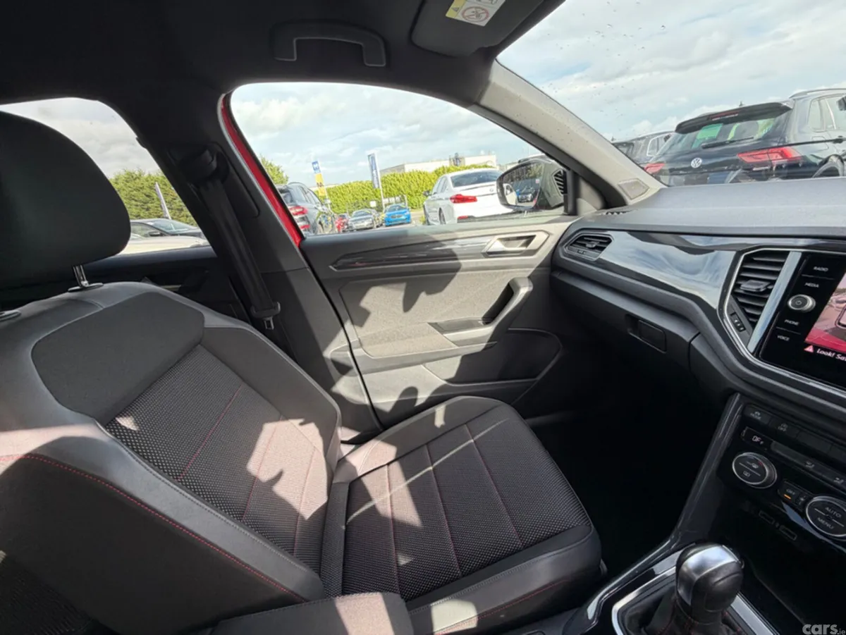 Volkswagen T-Roc SUV, Diesel, 2021, Red