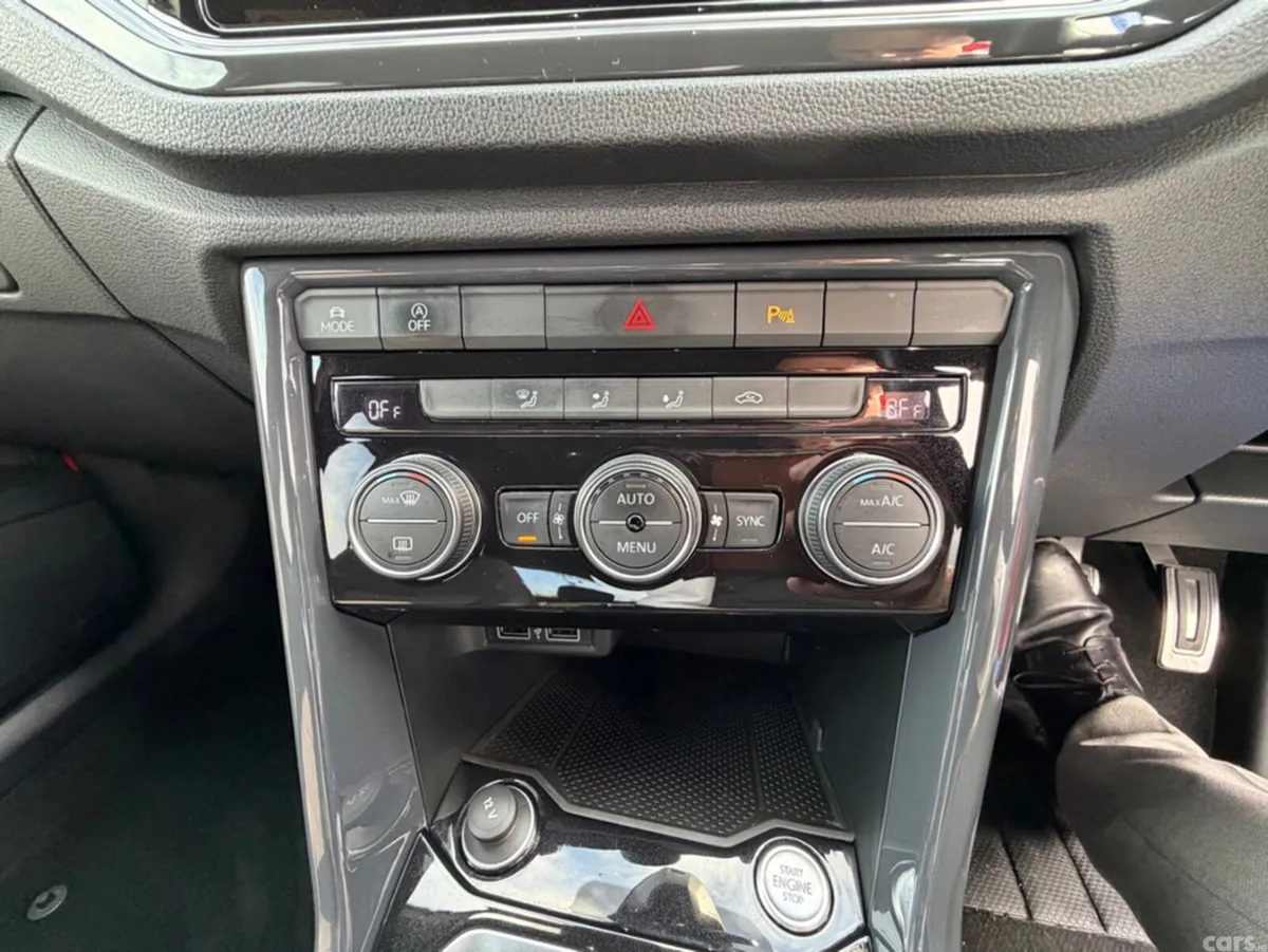 Volkswagen T-Roc SUV, Diesel, 2021, Red