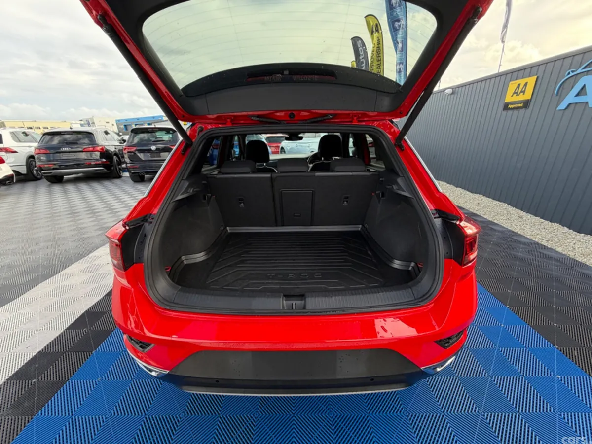 Volkswagen T-Roc SUV, Diesel, 2021, Red