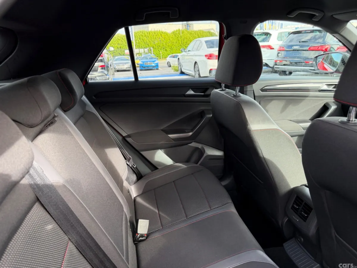 Volkswagen T-Roc SUV, Diesel, 2021, Red