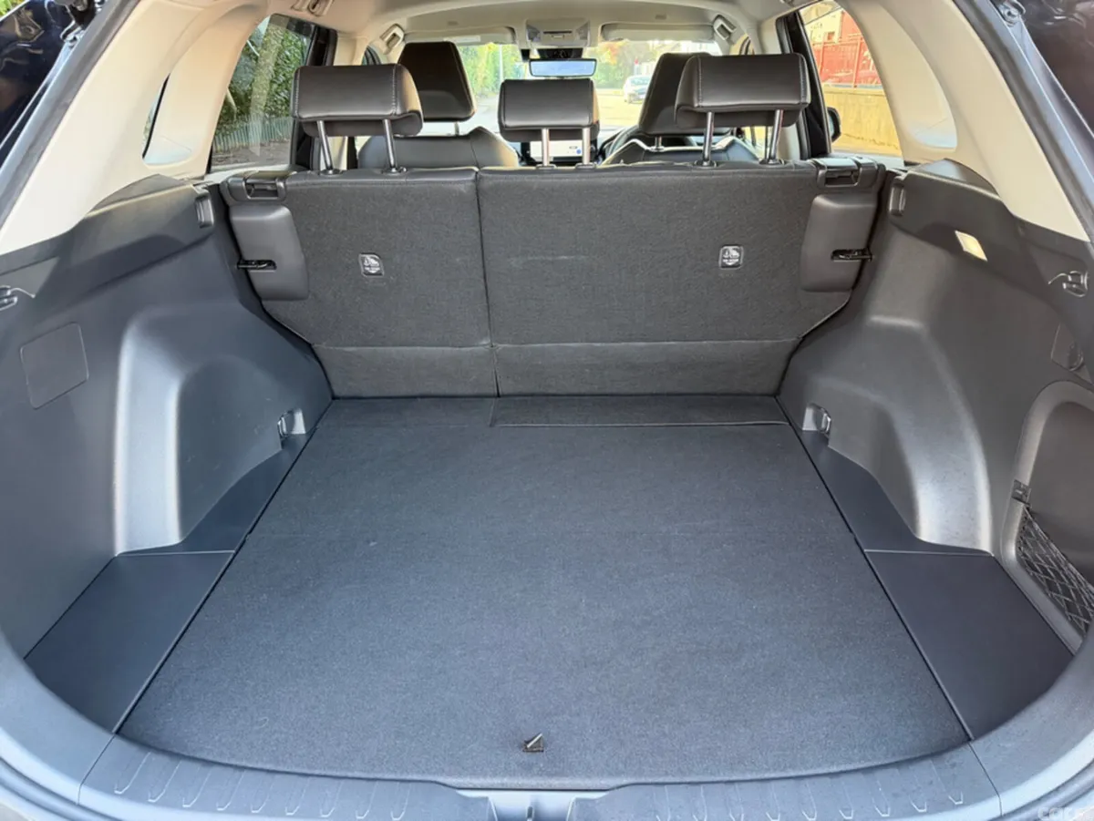 Toyota RAV4 SUV, Petrol Hybrid, 2023, Black