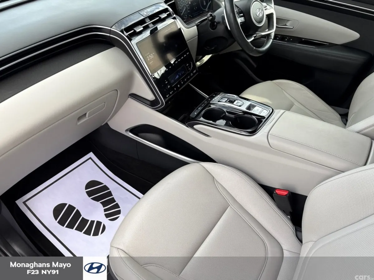 Hyundai Tucson MPV, Petrol Plug-in Hybrid, 2024, Black