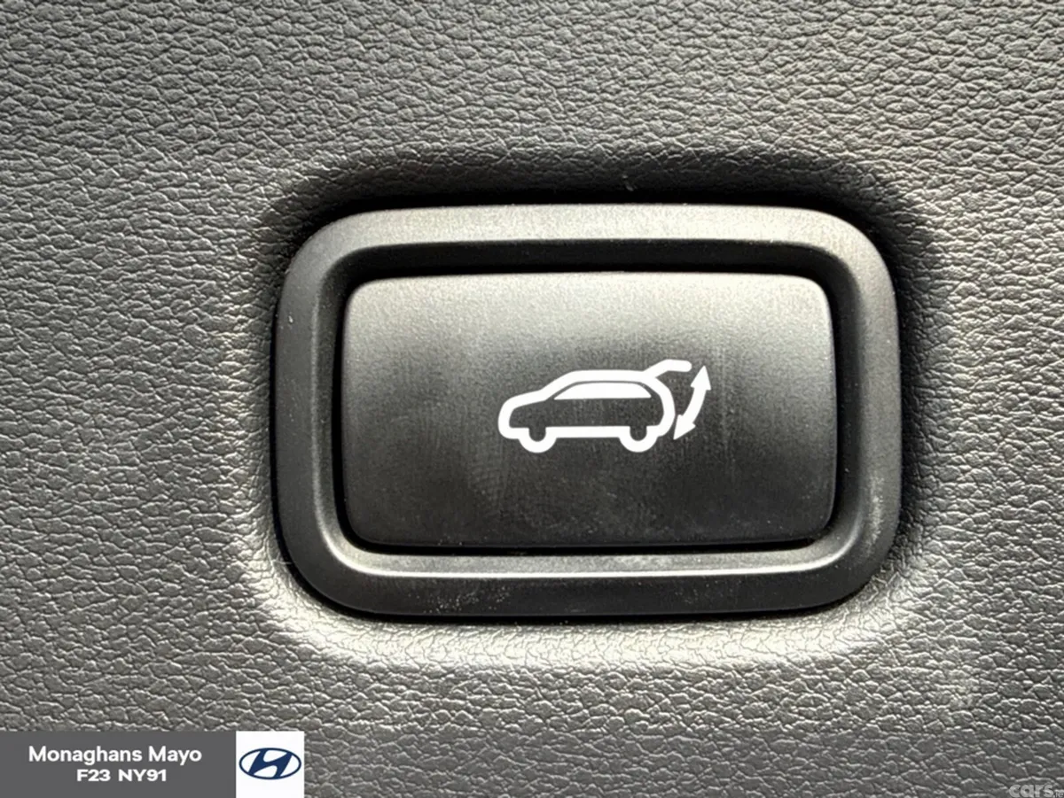 Hyundai Tucson MPV, Petrol Plug-in Hybrid, 2024, Black