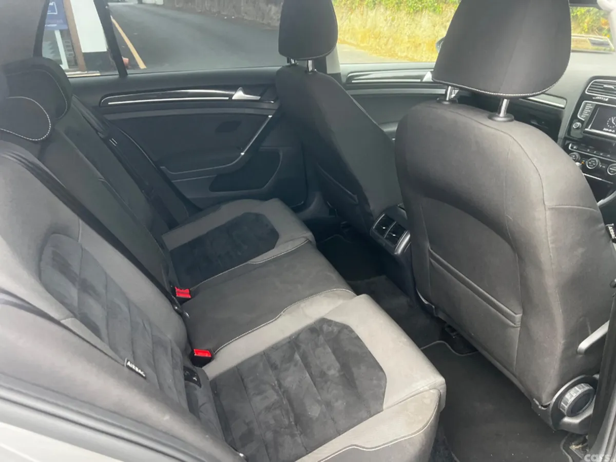 Volkswagen Golf Hatchback, Petrol, 2014, Silver
