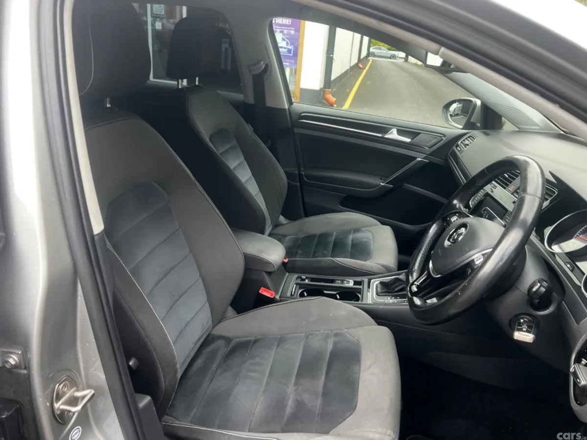 Volkswagen Golf Hatchback, Petrol, 2014, Silver