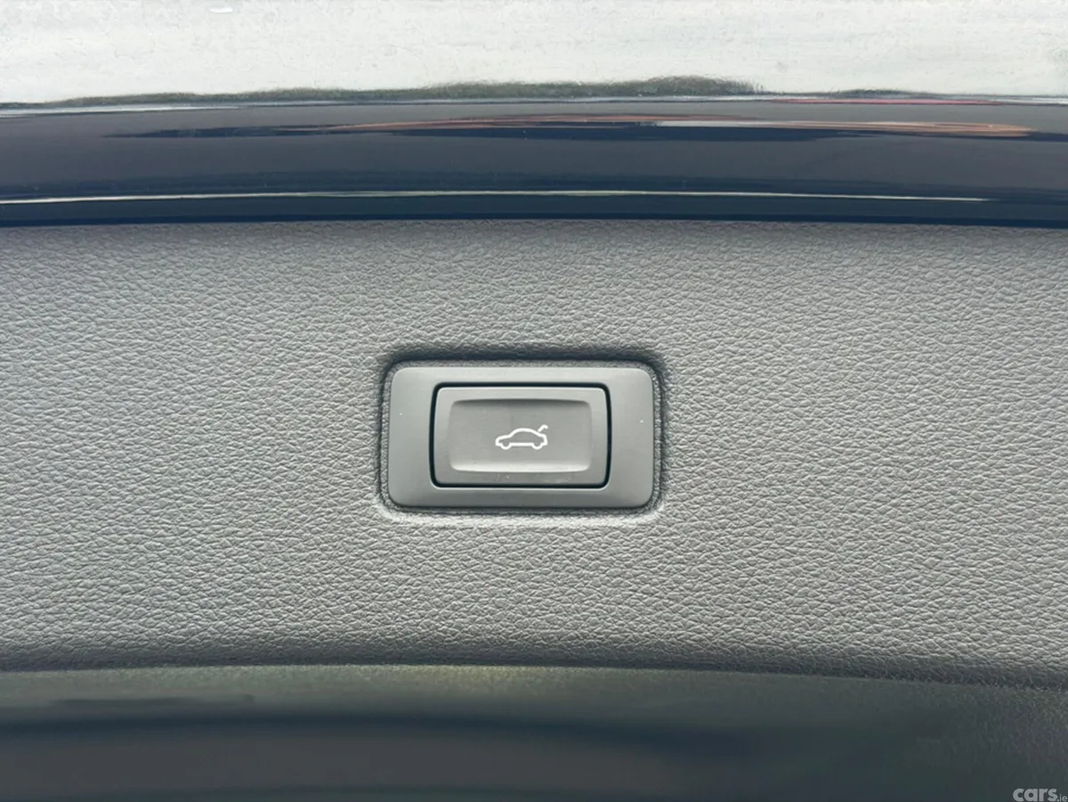 Audi Q7 Estate, Petrol Plug-in Hybrid, 2024, Black