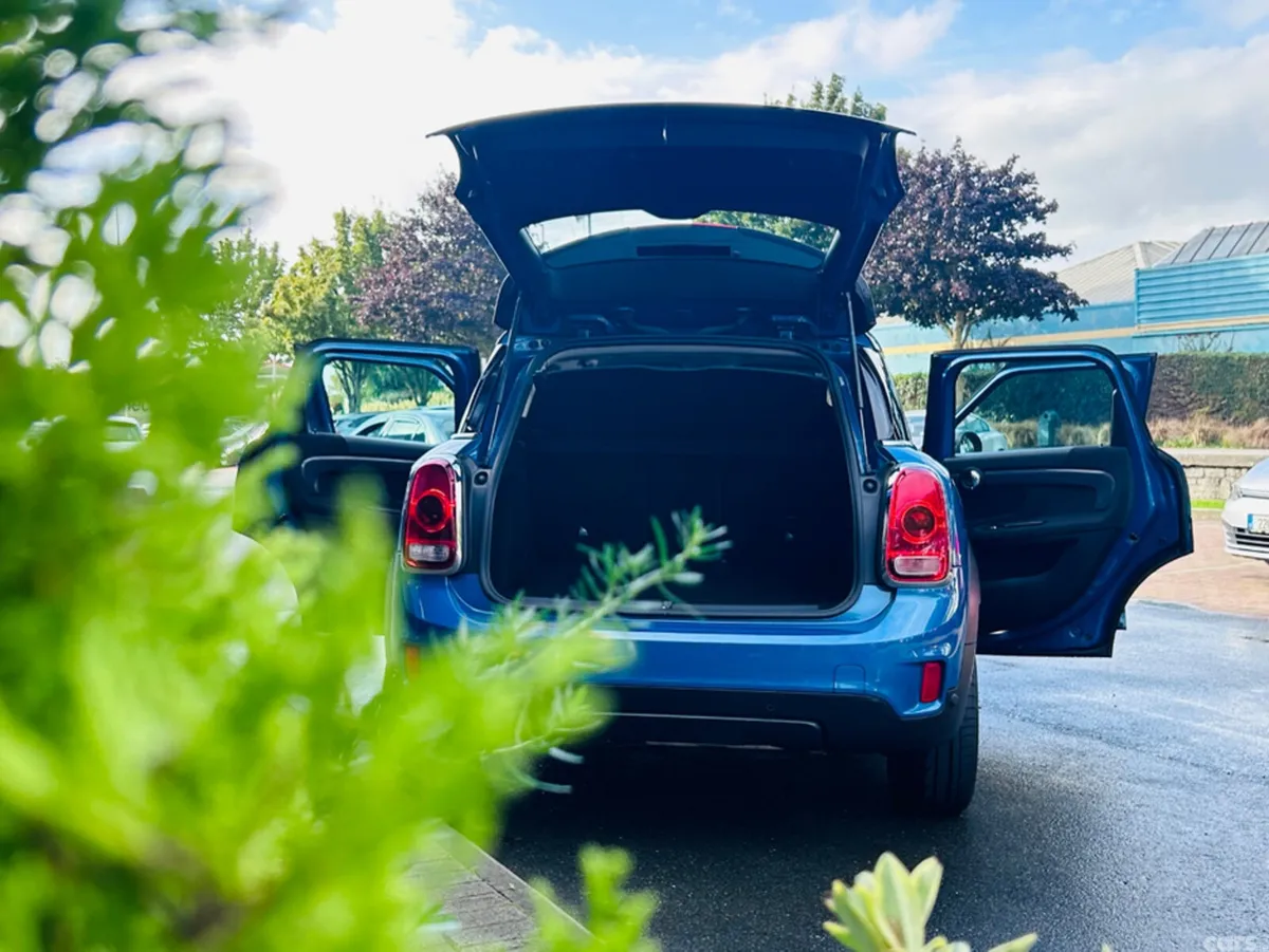 Mini Countryman Hatchback, Petrol Plug-in Hybrid, 2018, Blue