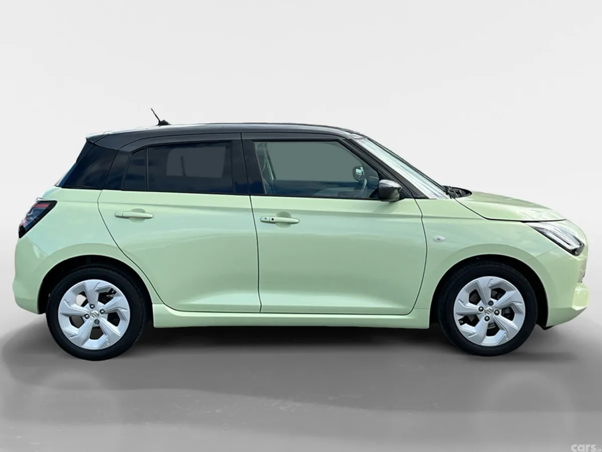 Suzuki Swift Hatchback, Petrol Hybrid, 2025, Yellow