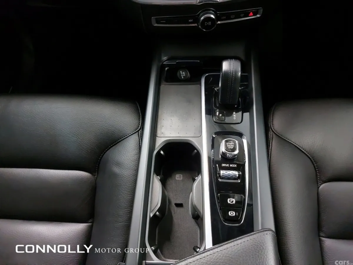 Volvo XC60 SUV, Diesel, 2021, Grey