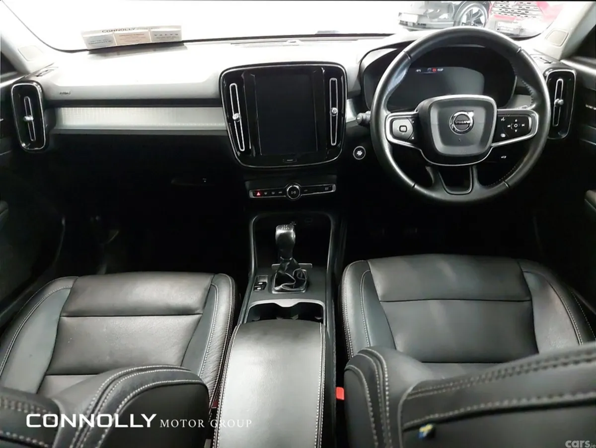 Volvo XC40 SUV, Diesel, 2021, Black