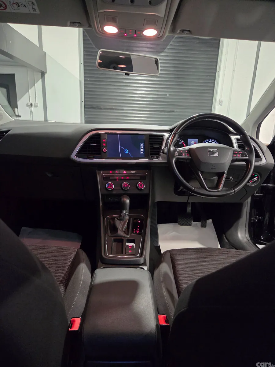 SEAT Leon Hatchback, Diesel, 2019, Black