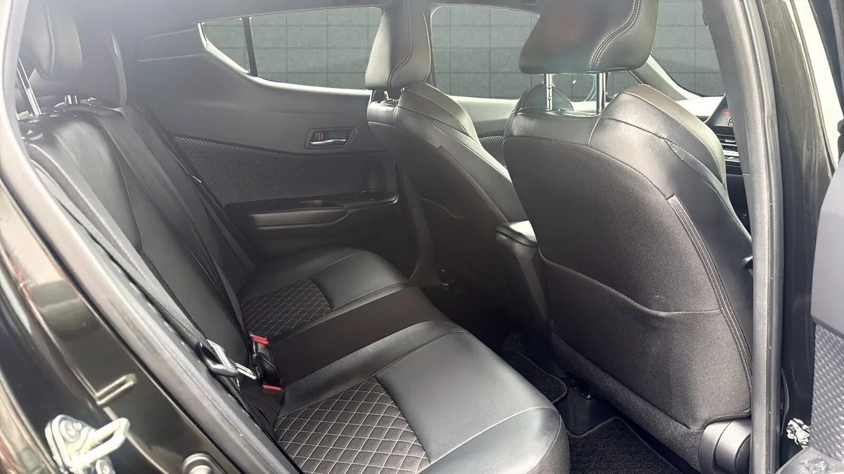 Toyota C-HR Hatchback, Petrol Hybrid, 2023, Black