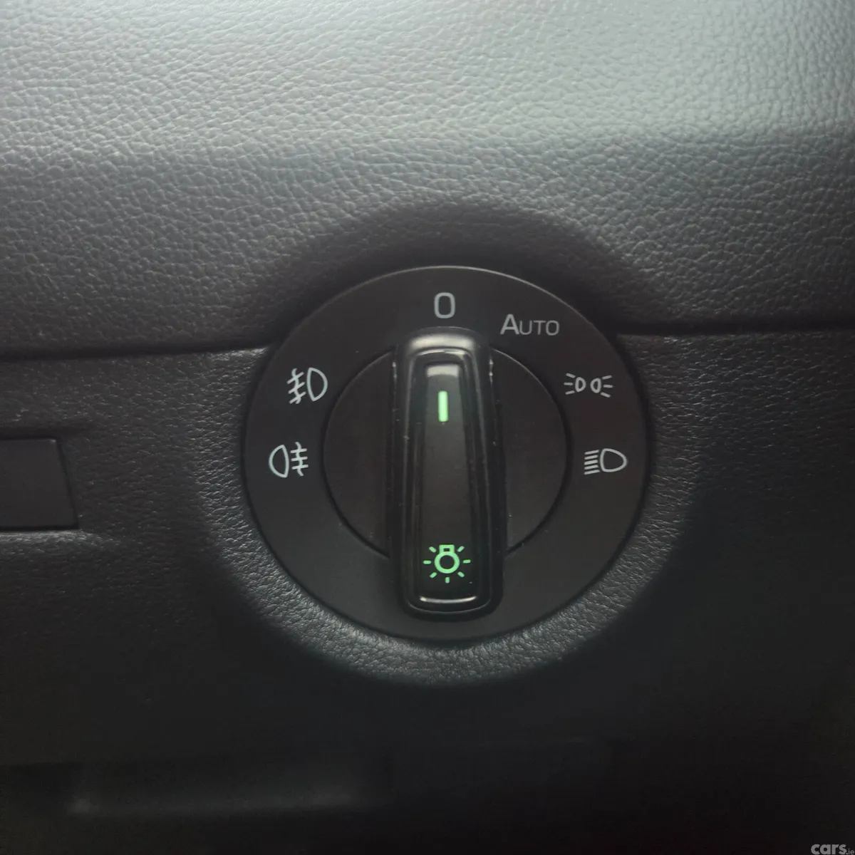 Skoda Octavia Hatchback, Petrol, 2017, Grey