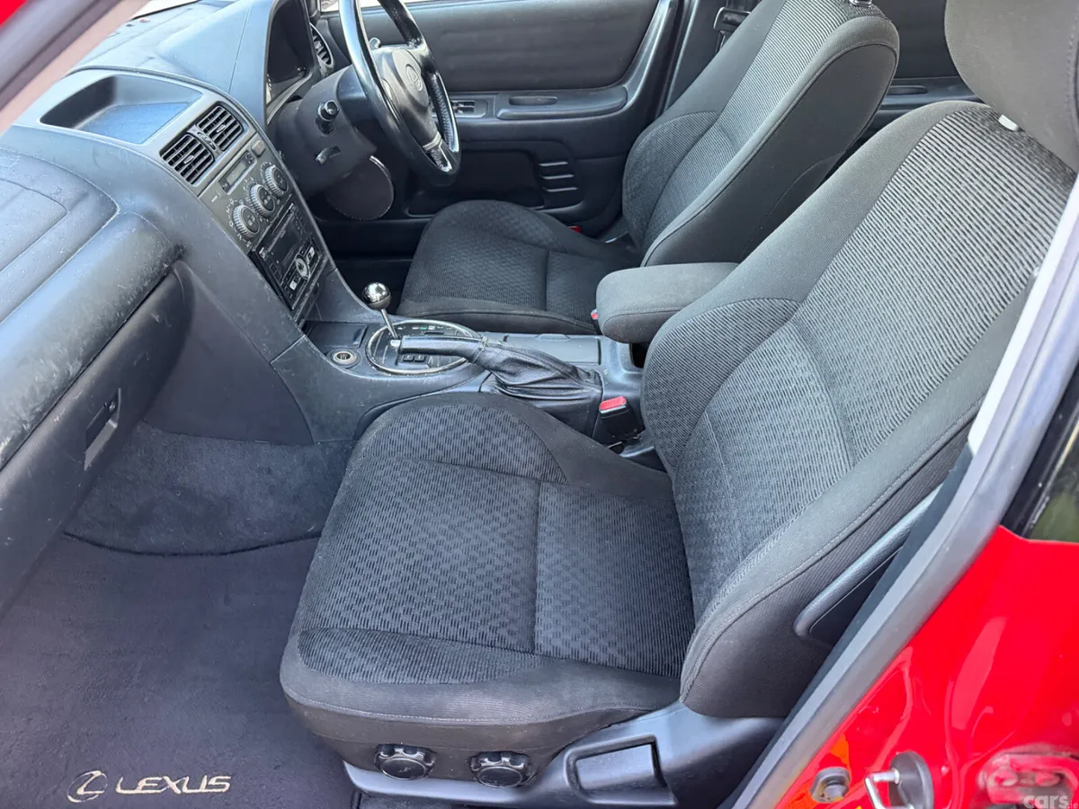 Lexus IS Saloon, Petrol, 2003, Red