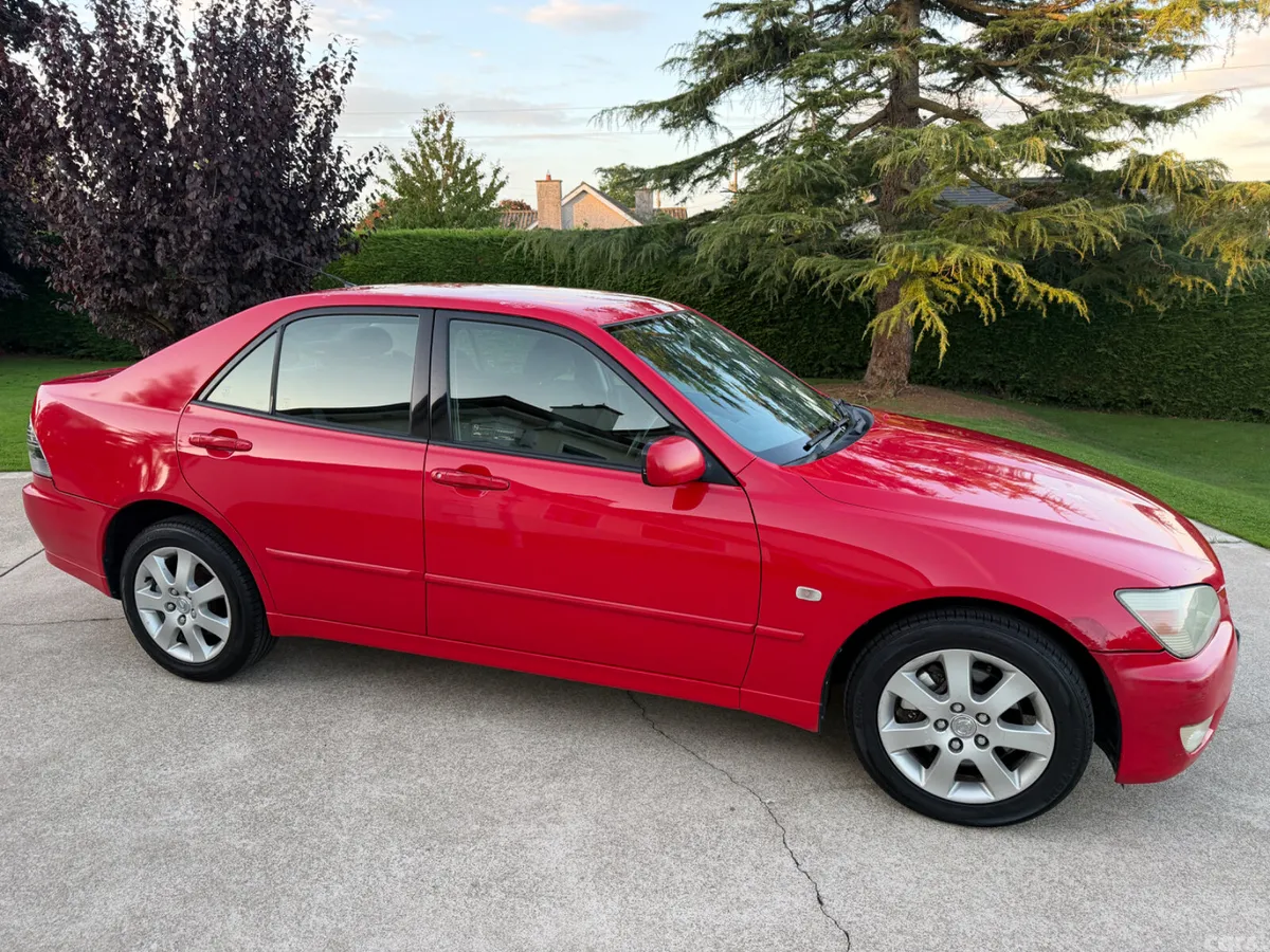 Lexus IS Saloon, Petrol, 2003, Red
