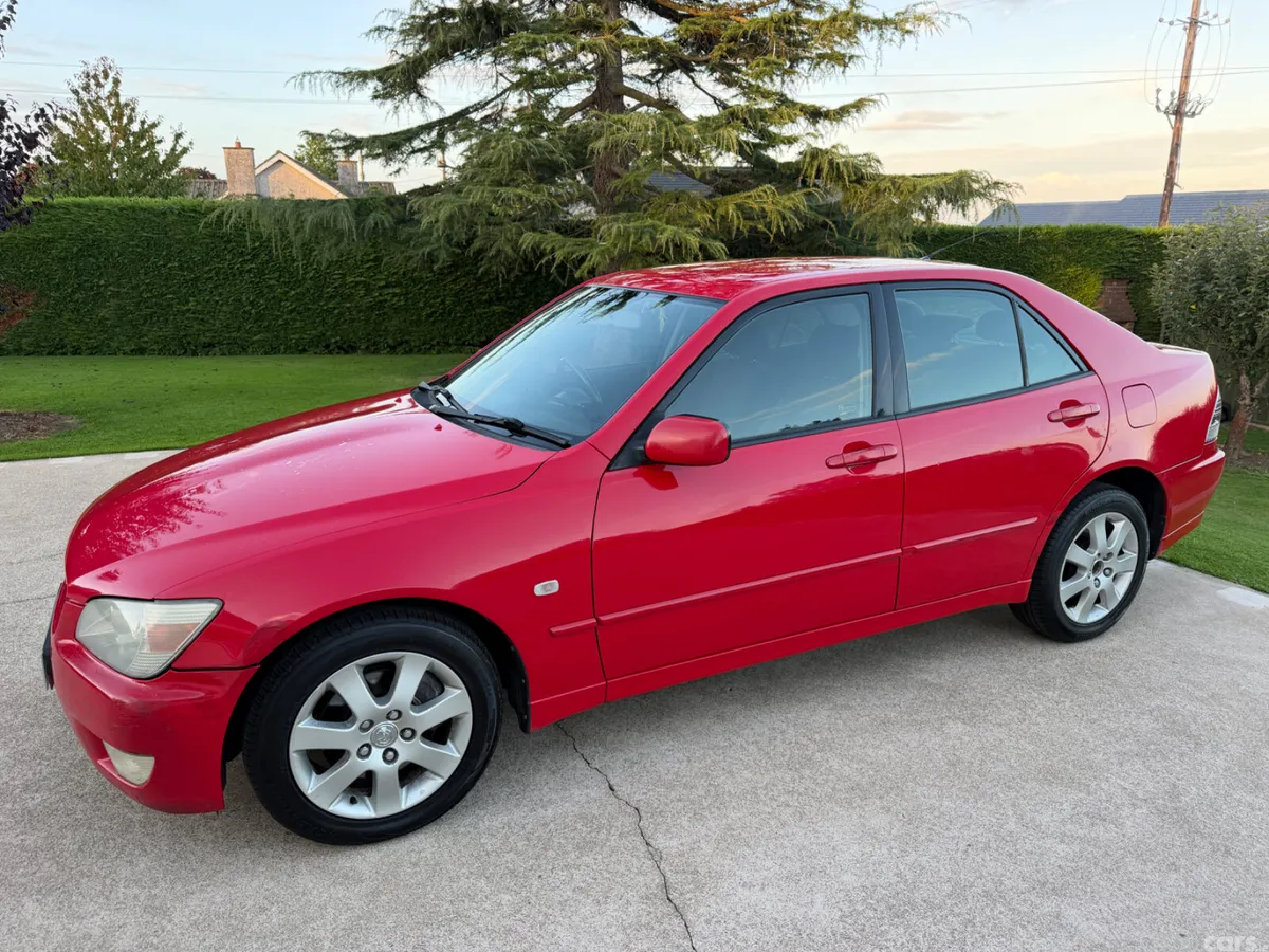 Lexus IS Saloon, Petrol, 2003, Red