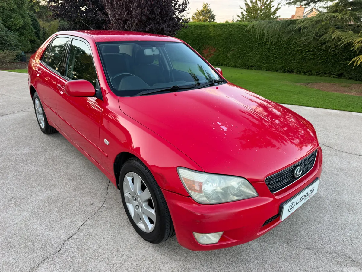 Lexus IS Saloon, Petrol, 2003, Red