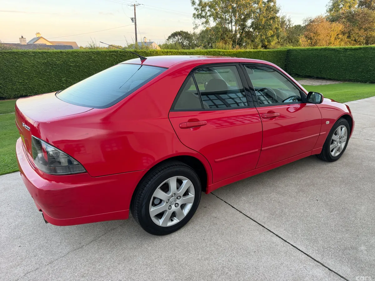 Lexus IS Saloon, Petrol, 2003, Red