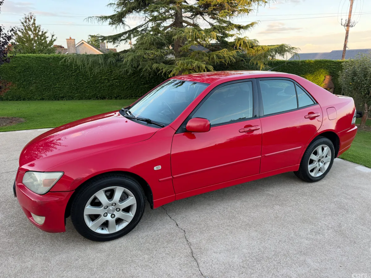 Lexus IS Saloon, Petrol, 2003, Red