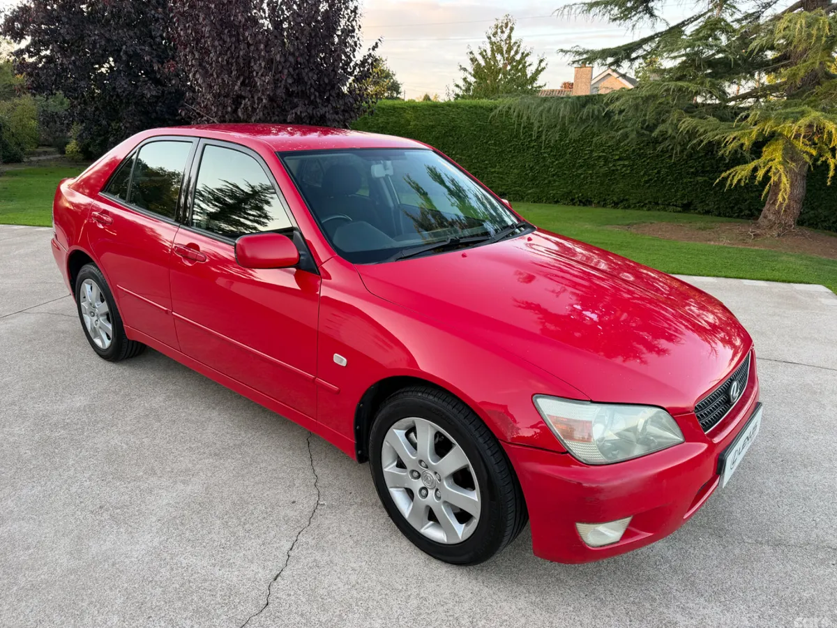 Lexus IS Saloon, Petrol, 2003, Red