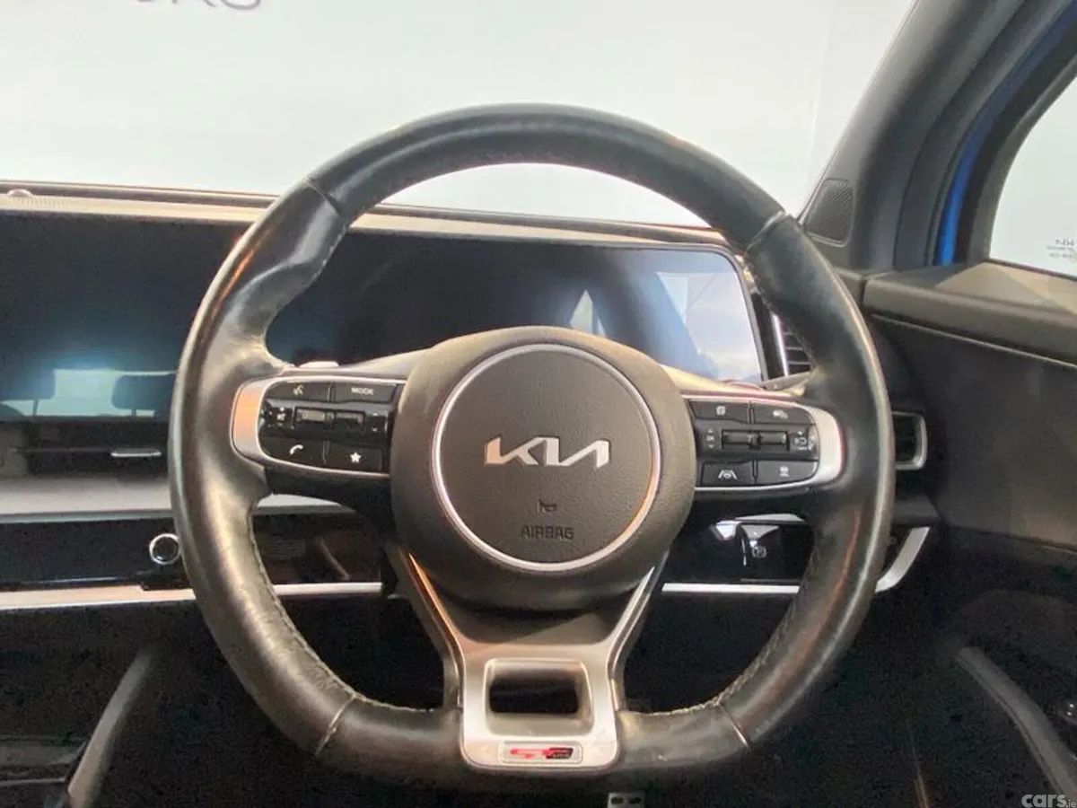 Kia Sportage SUV, Petrol Hybrid, 2024, Blue