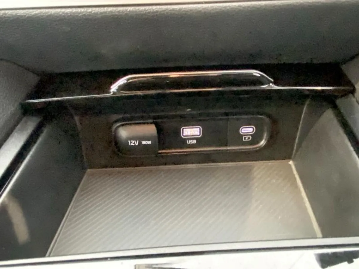 Kia Sportage SUV, Petrol Hybrid, 2024, Blue