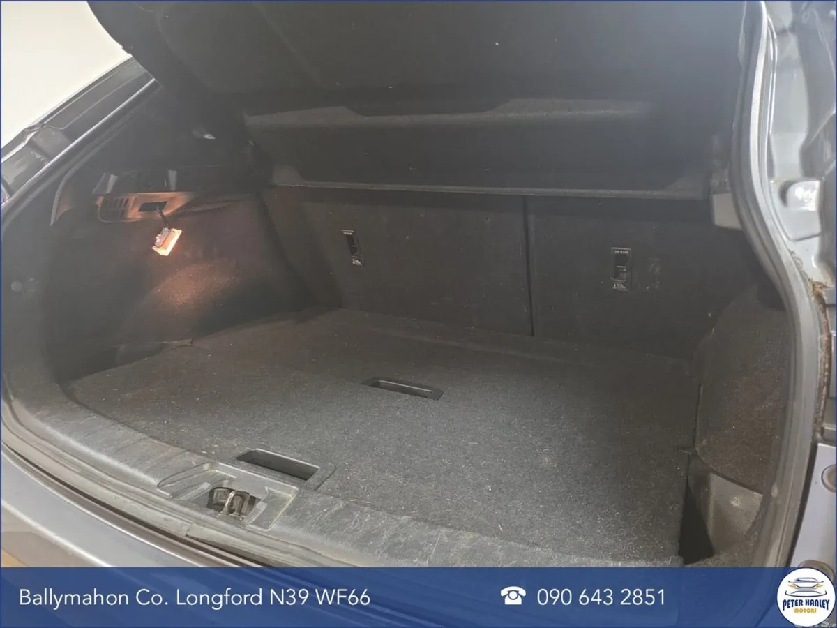 Nissan Qashqai SUV, Diesel, 2014, Grey