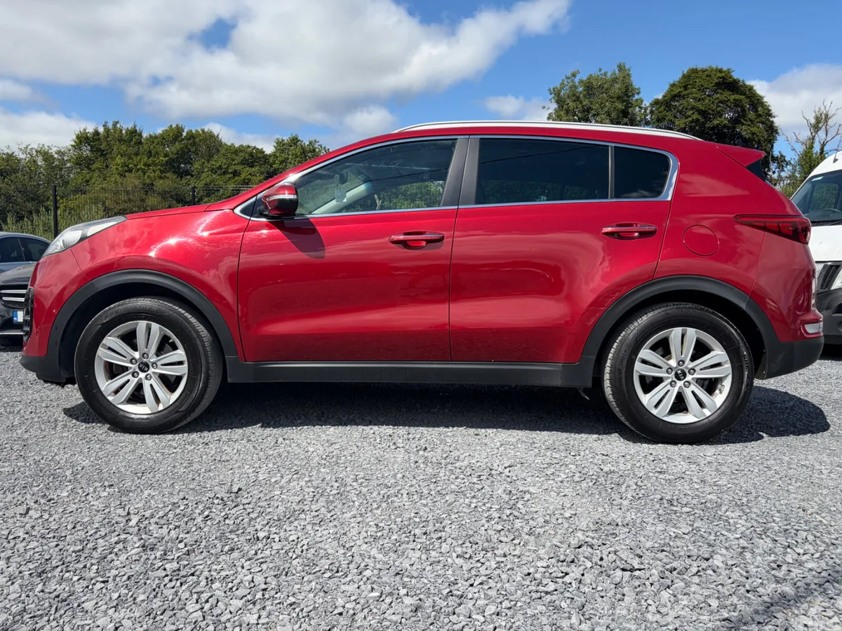 Kia Sportage SUV, Diesel, 2016, Red