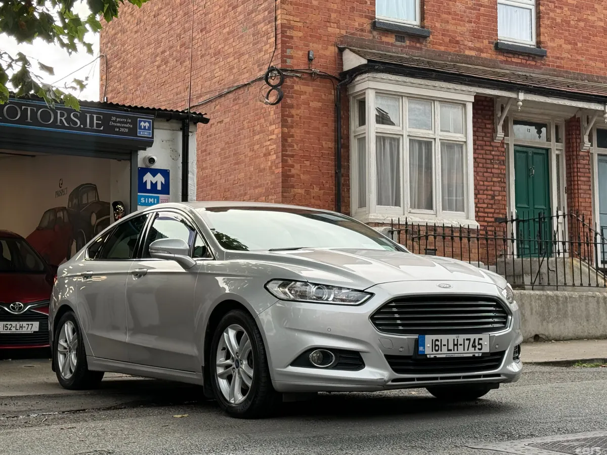 Ford Mondeo Hatchback, Diesel, 2016, Silver