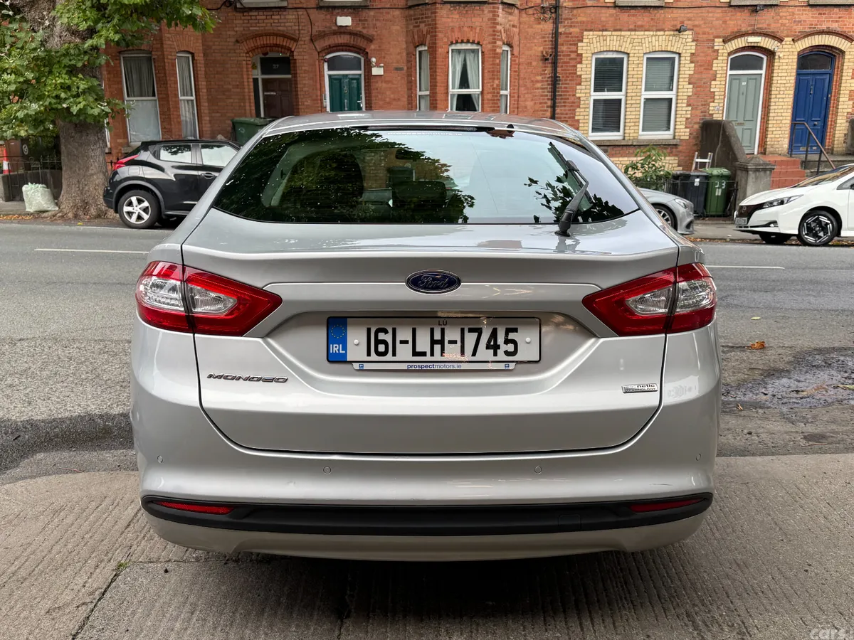 Ford Mondeo Hatchback, Diesel, 2016, Silver