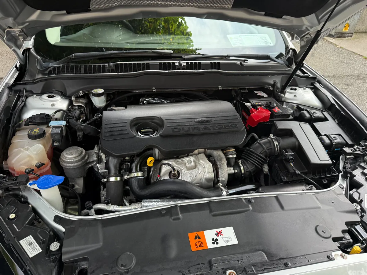 Ford Mondeo Hatchback, Diesel, 2016, Silver