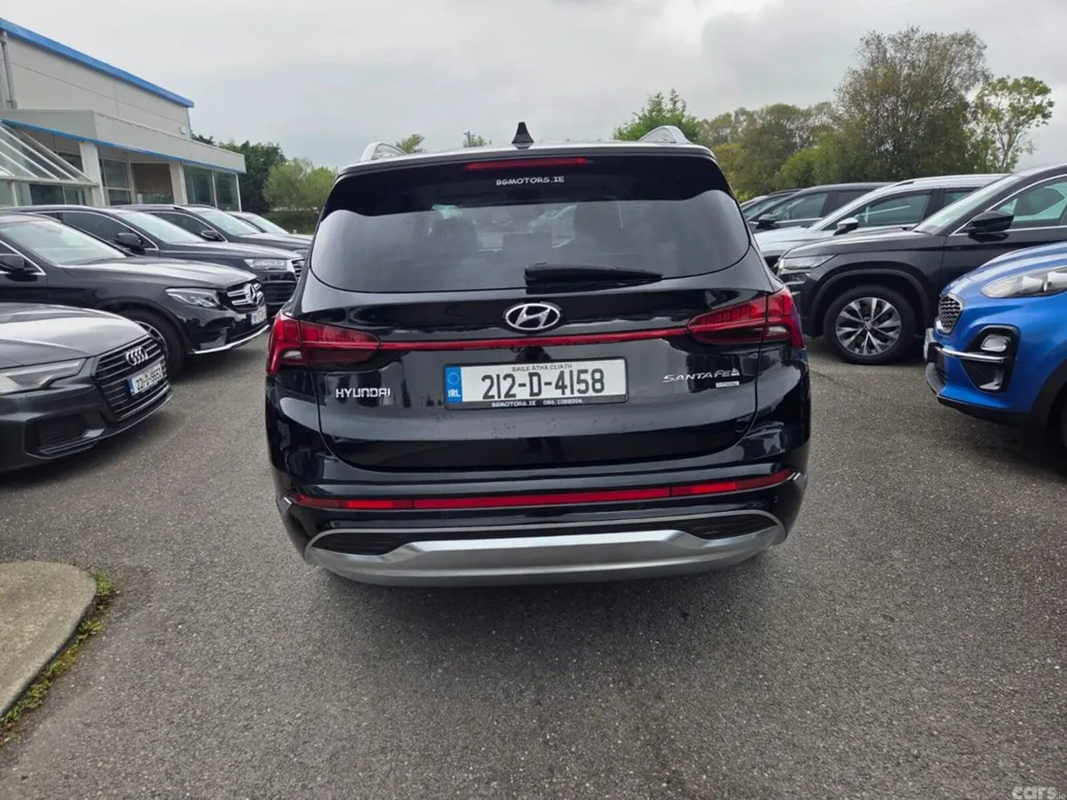 Hyundai Santa Fe Estate, Diesel, 2021, Black