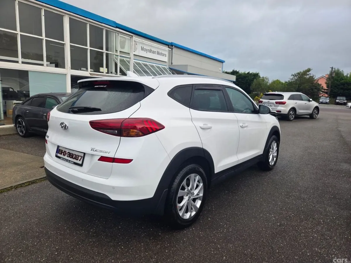 Hyundai Tucson MPV, Petrol, 2019, White