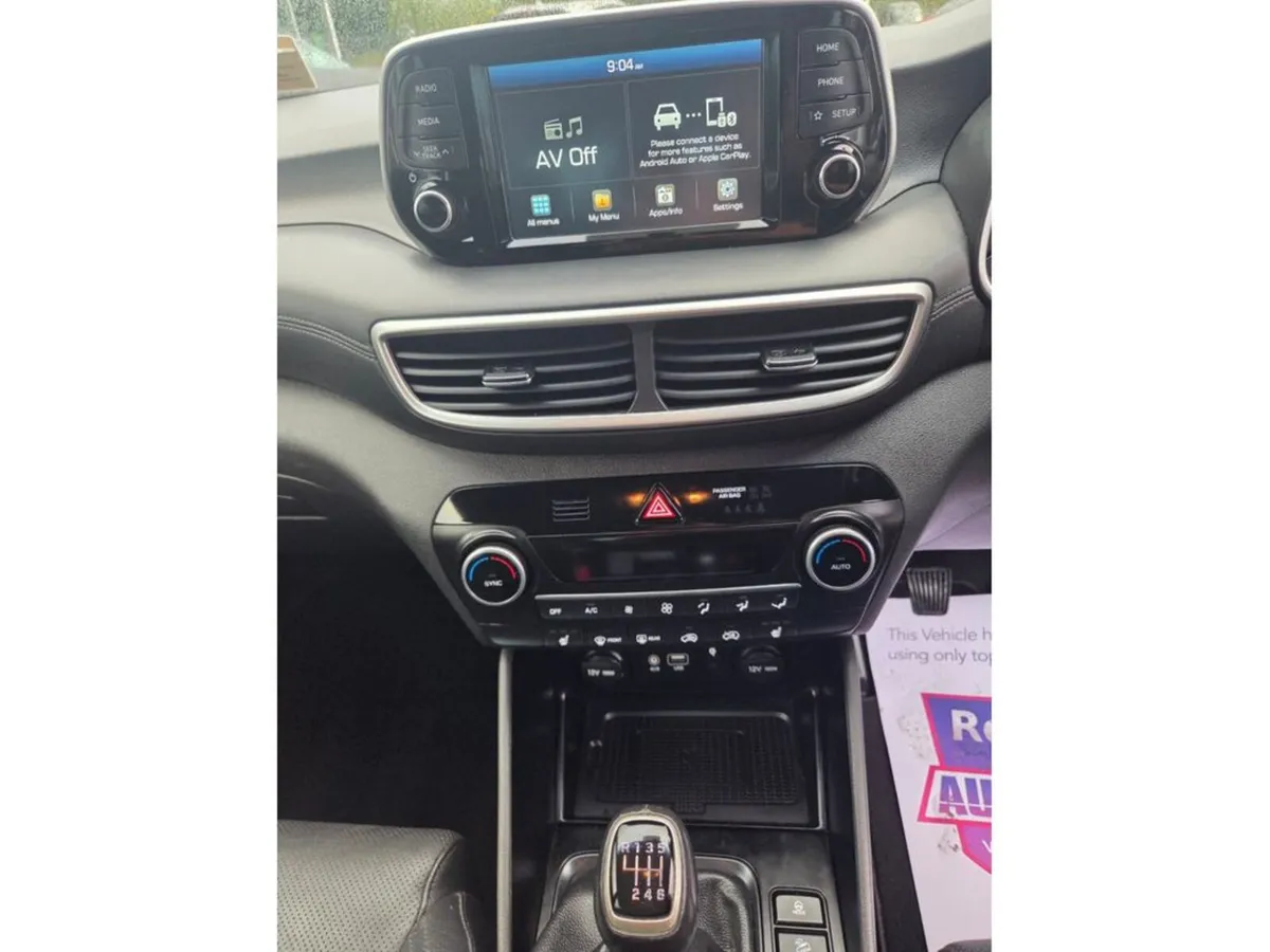 Hyundai Tucson MPV, Petrol, 2019, White