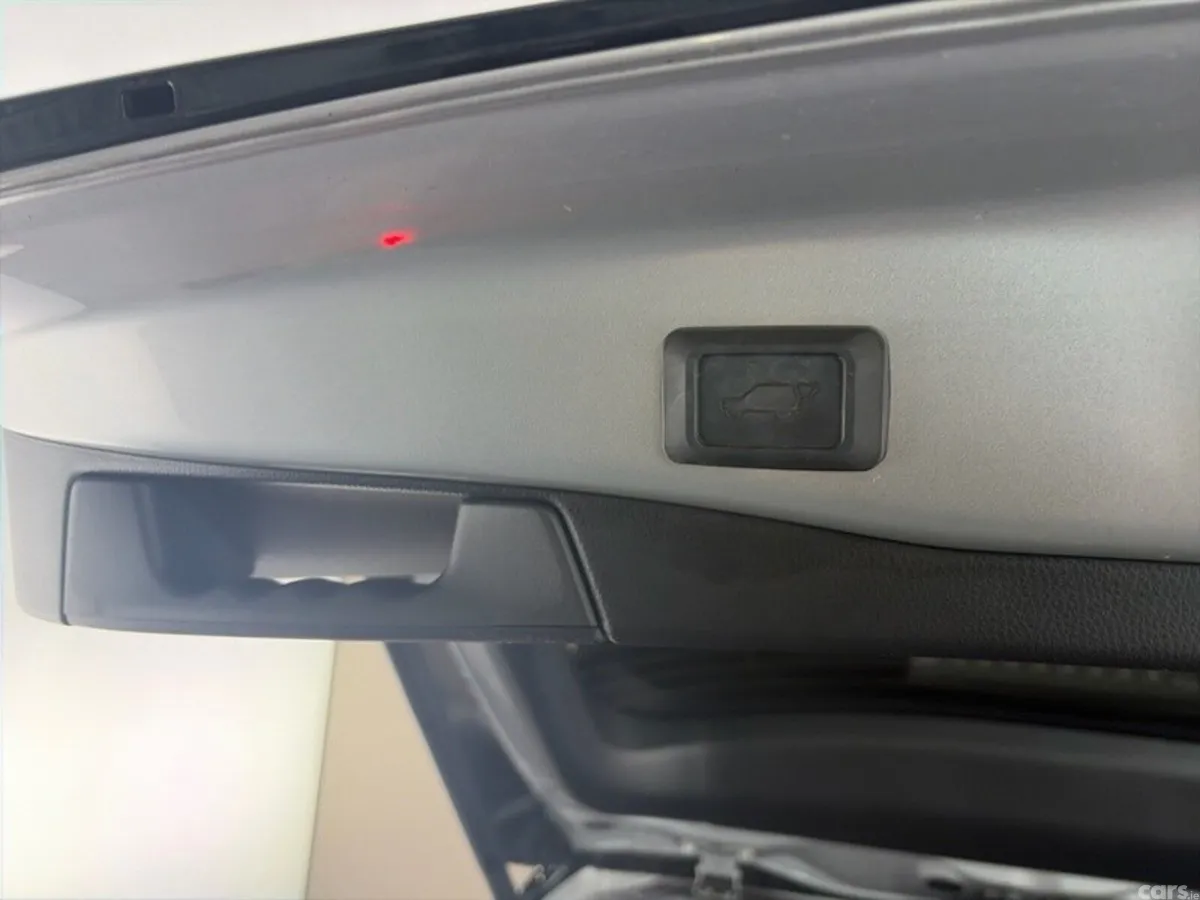 Toyota RAV4 SUV, Petrol Hybrid, 2024, Silver