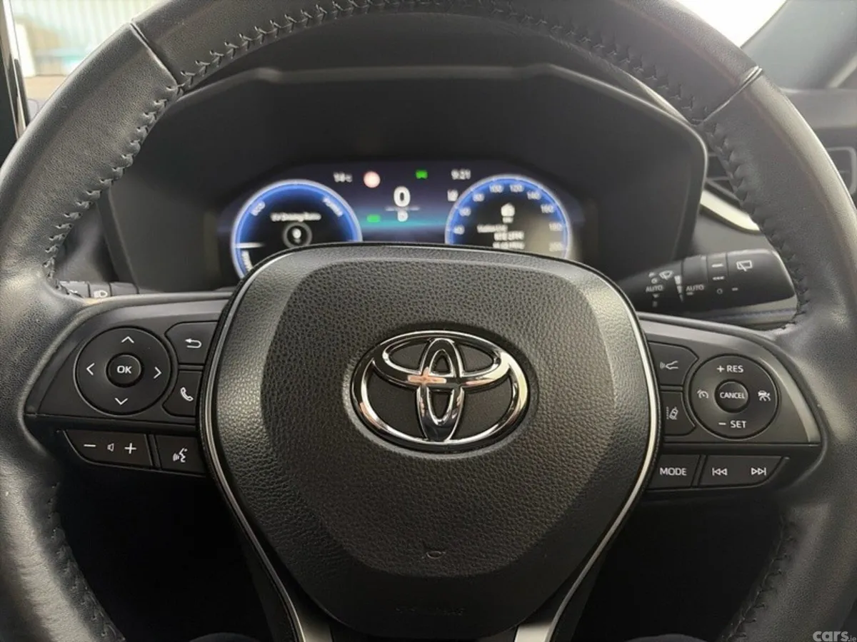 Toyota RAV4 SUV, Petrol Hybrid, 2024, Silver