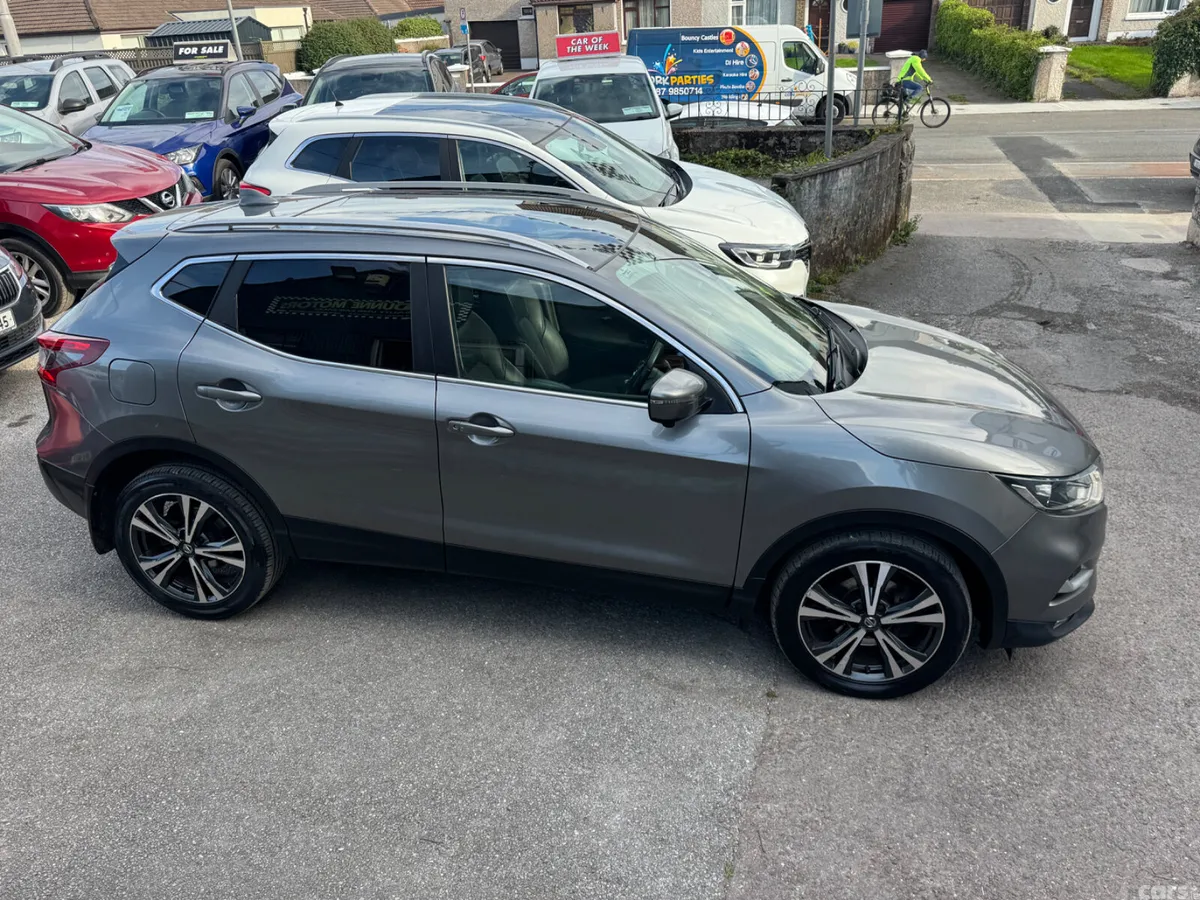 Nissan Qashqai MPV, Diesel, 2018, Grey