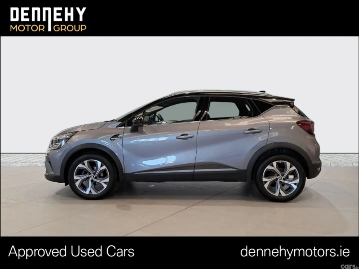 Renault Captur Hatchback, Petrol, 2022, Grey
