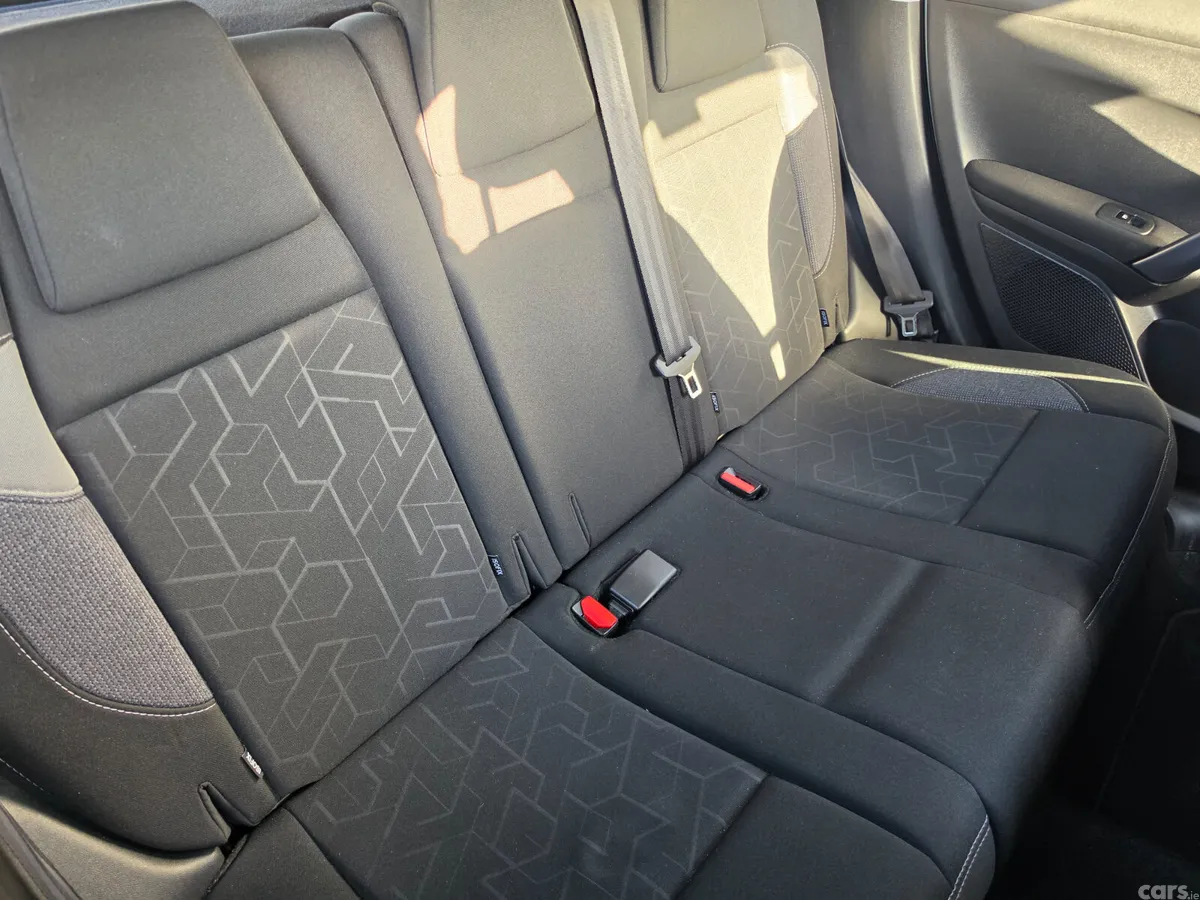 Peugeot 2008 Estate, Petrol, 2017, White