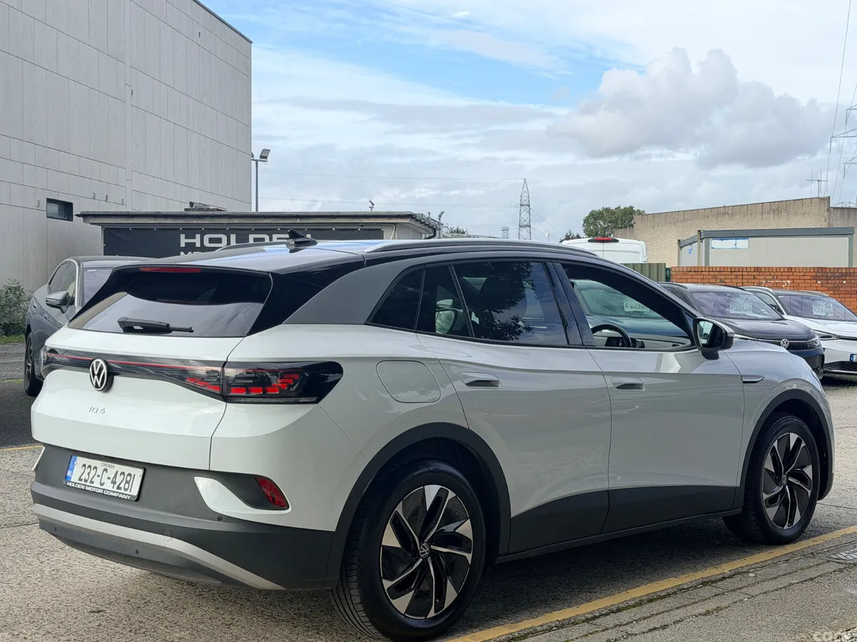 Volkswagen ID.4 Estate, Electric, 2023, White