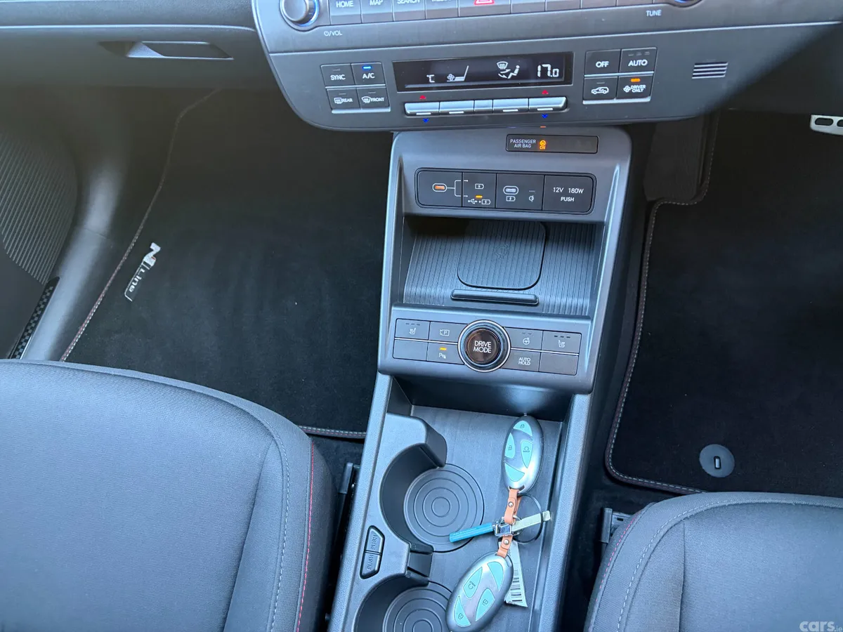 Hyundai KONA Hatchback, Electric, 2026, Blue