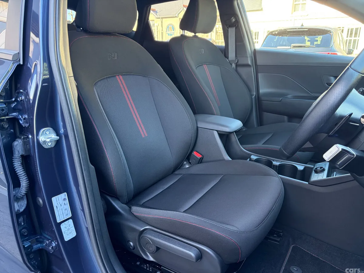 Hyundai KONA Hatchback, Electric, 2026, Blue