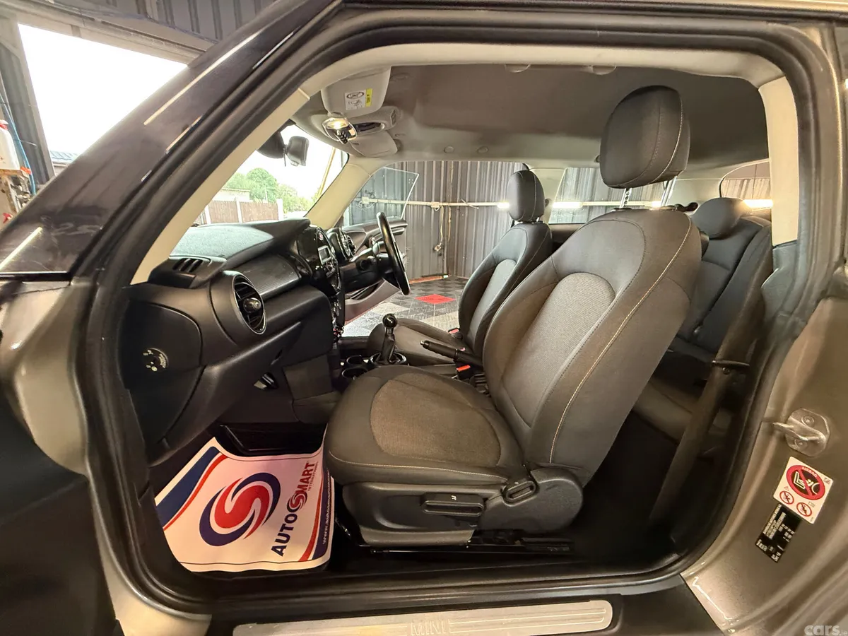 Mini One Hatchback, Diesel, 2017, Brown