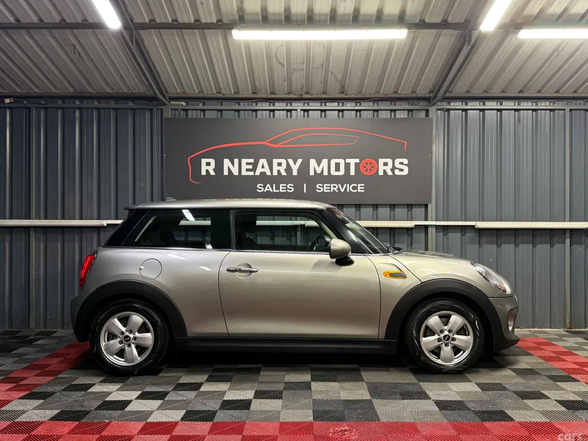 Mini One Hatchback, Diesel, 2017, Brown