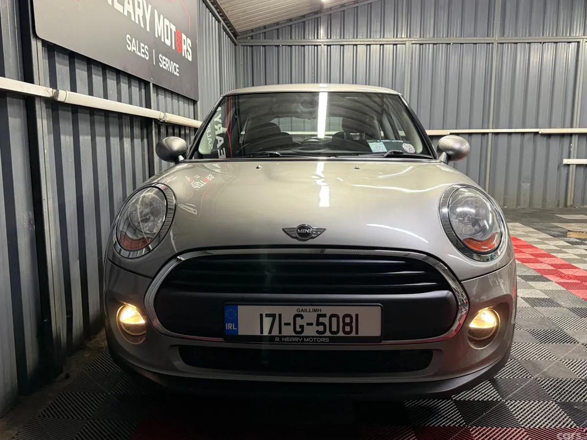 Mini One Hatchback, Diesel, 2017, Brown