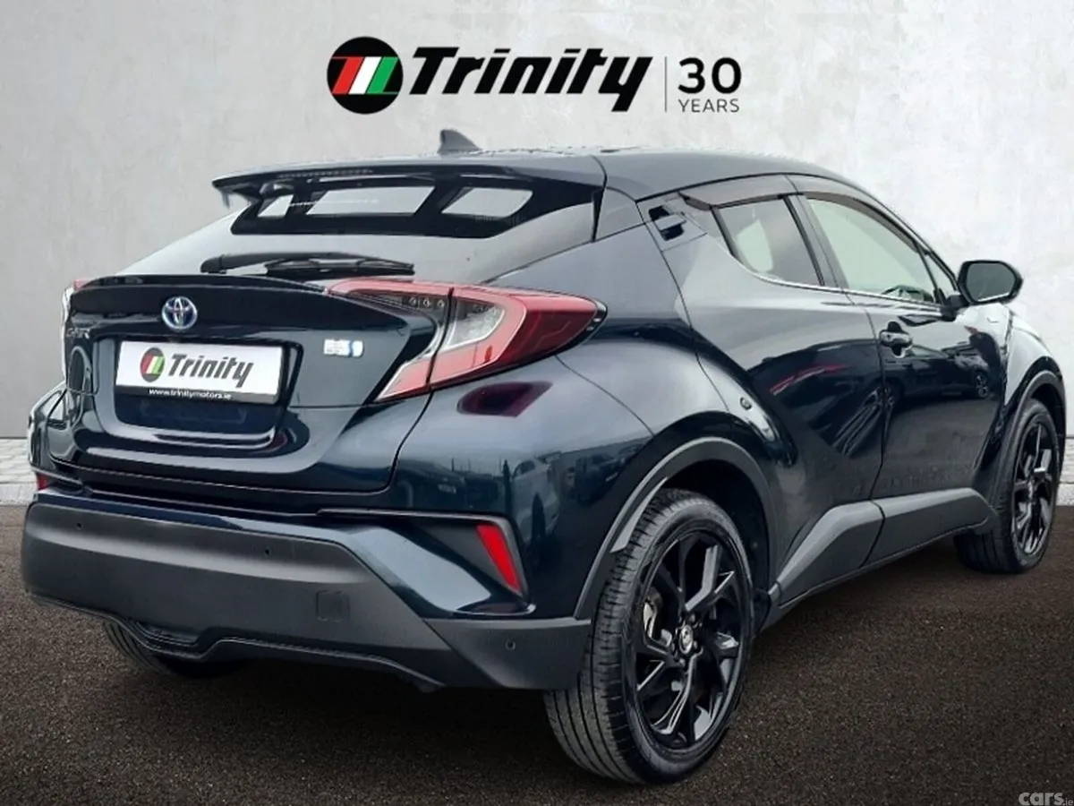 Toyota C-HR SUV, Petrol Hybrid, 2019, Blue