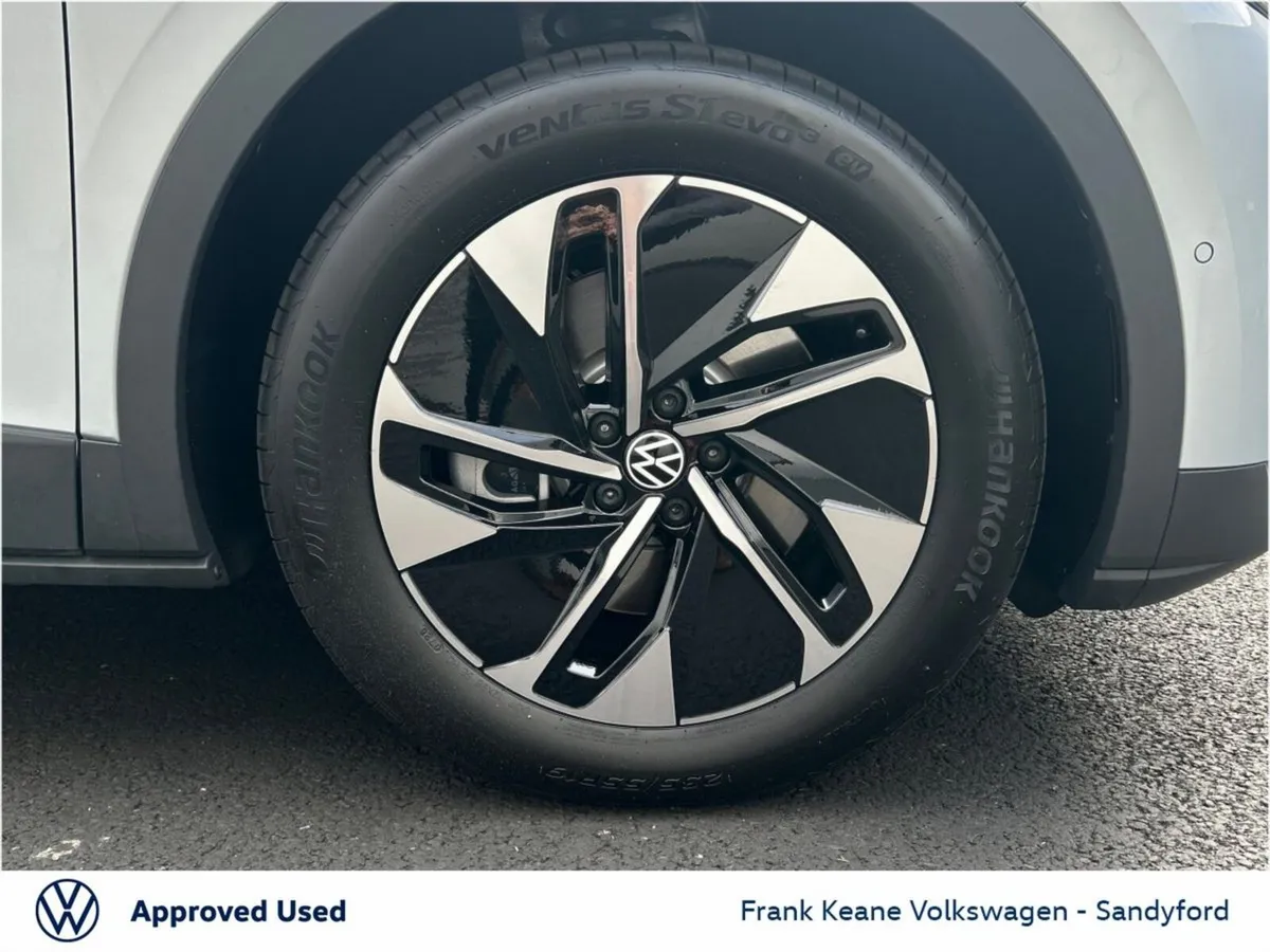 Volkswagen ID.4 SUV, Electric, 2026, Silver