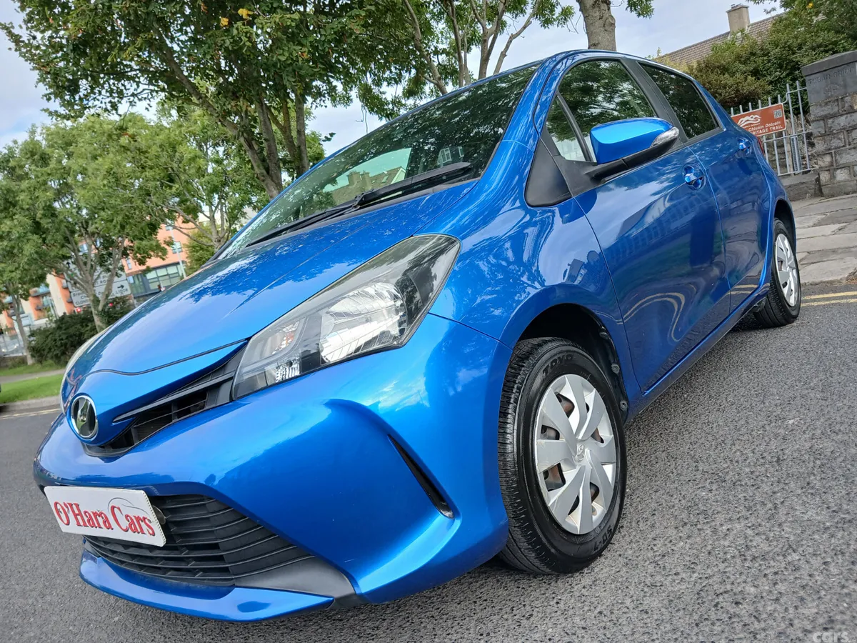 Toyota Yaris Hatchback, Petrol, 2016, Blue