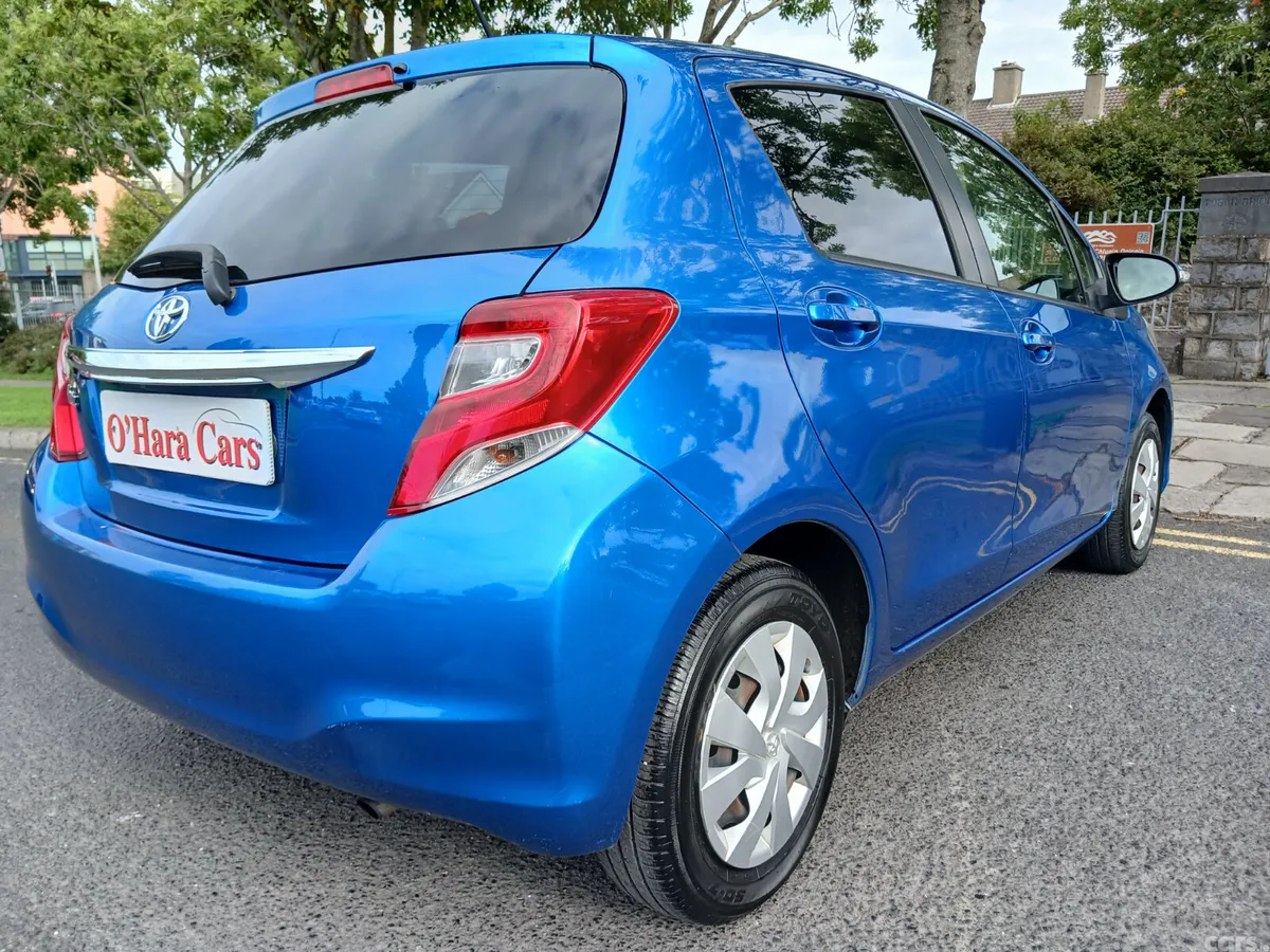 Toyota Yaris Hatchback, Petrol, 2016, Blue